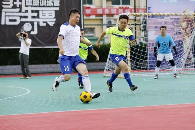 巴萨主场3:0战胜赫塔费，联赛开局八连胜再创佳绩